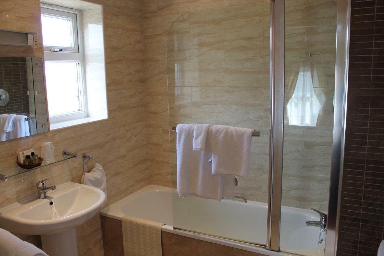 Longview Hotel Натсфорд Экстерьер фото